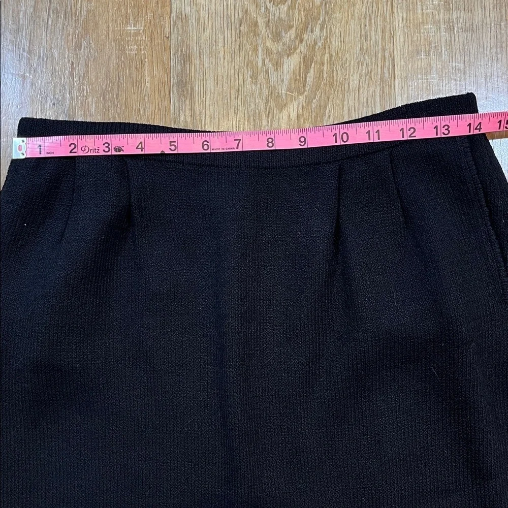 VTG Marie St. John Black Skirt Size 8 Santana Knit Pockets Straight Pencil EUC